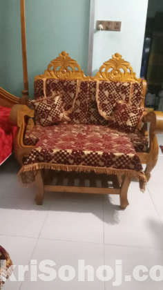 কম দামে নতুন সোফা নিন